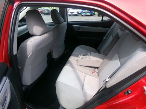 Used 2016 Toyota Corolla LE FWD image 25