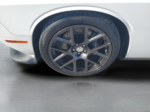 Used 2016 Dodge Challenger R/T Scat Pack image 17