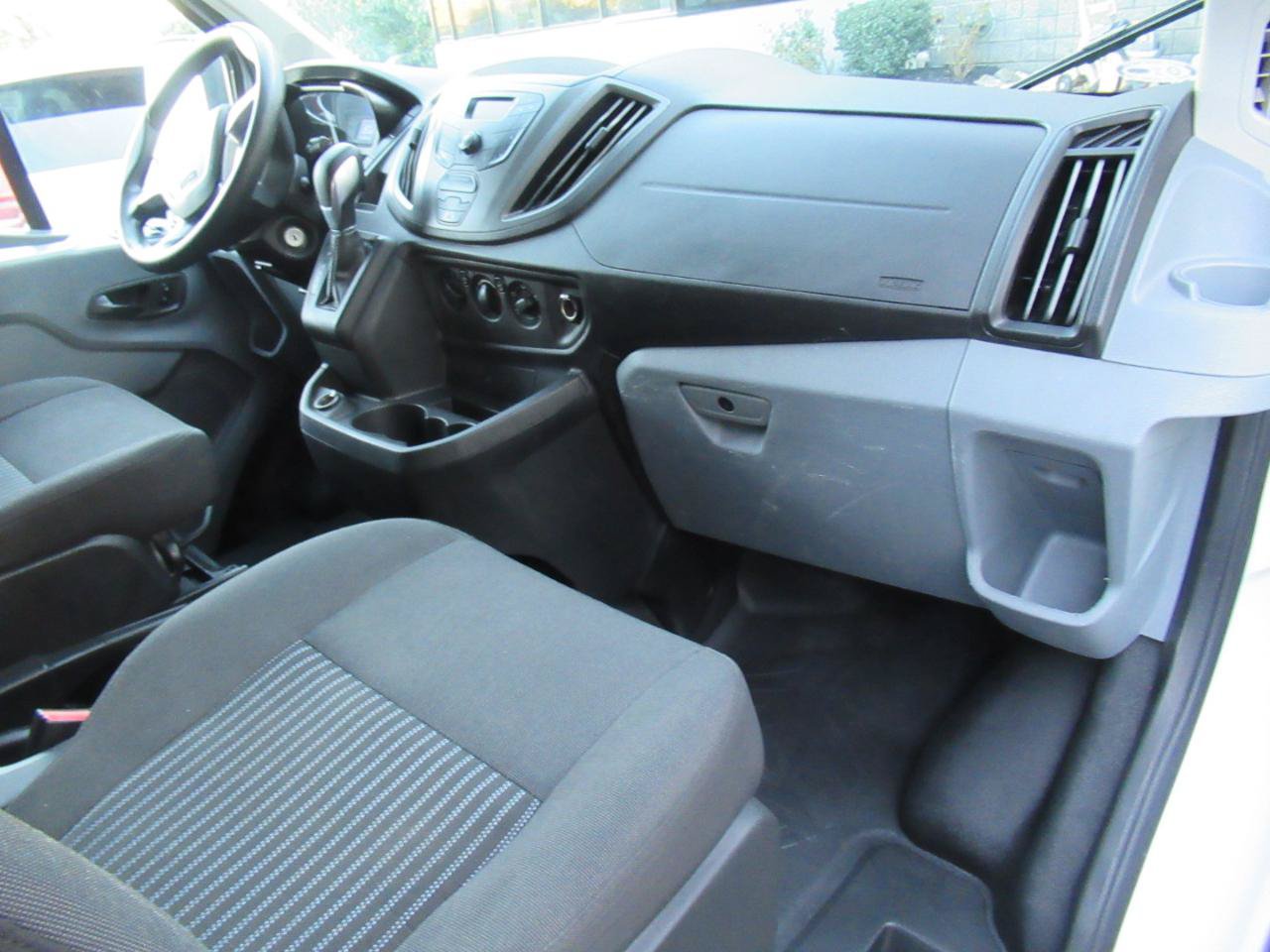 Used 2019 Ford Transit 250 130 Low Roof w/ Exterior Upgrade Package RWD image 10