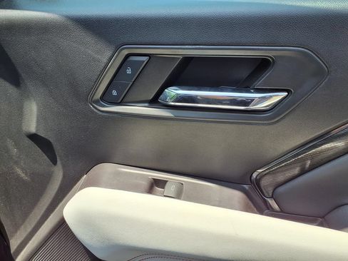 Certified 2024 GMC Canyon AT4X AWD/4WD image 24