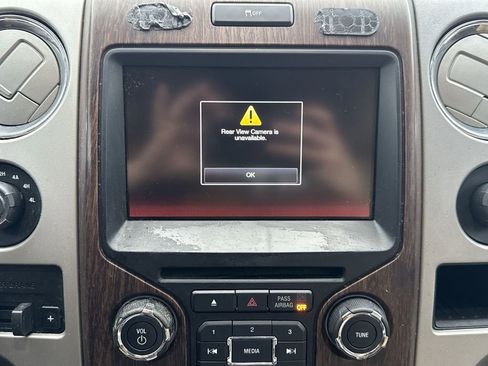 Used 2013 Ford F150 Lariat w/ Lariat Chrome Pkg image 24