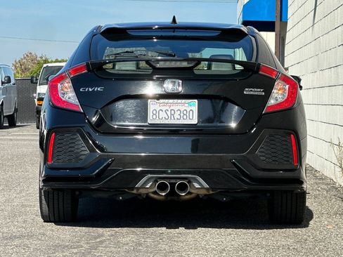 Used 2018 Honda Civic Sport Touring image 5