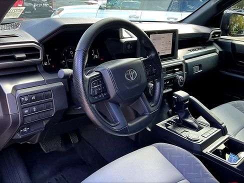 Used 2025 Toyota Tacoma SR5 image 18