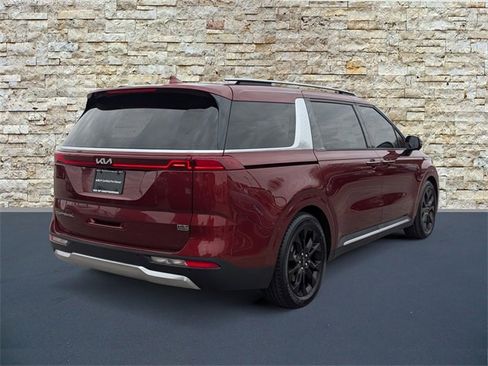 Certified 2022 Kia Carnival SX Prestige image 7