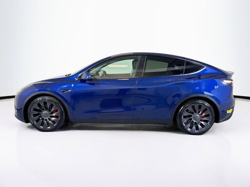 Used 2022 Tesla Model Y Performance image 2