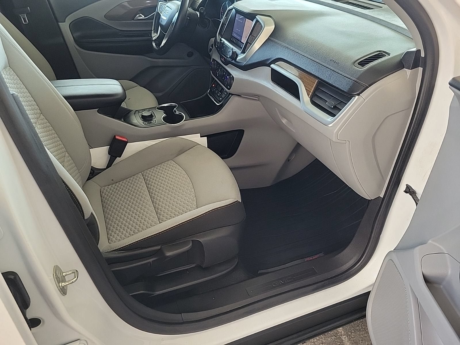 Certified 2021 GMC Terrain SLE w/ Driver Convenience Package FWD image 12