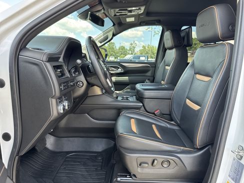 Used 2021 GMC Yukon AT4 w/ AT4 Premium Package AWD/4WD image 18