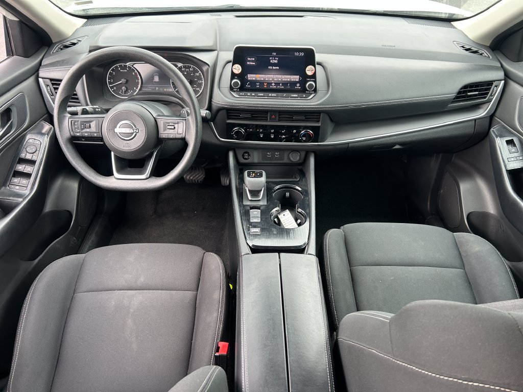 Used 2024 Nissan Rogue S FWD image 27