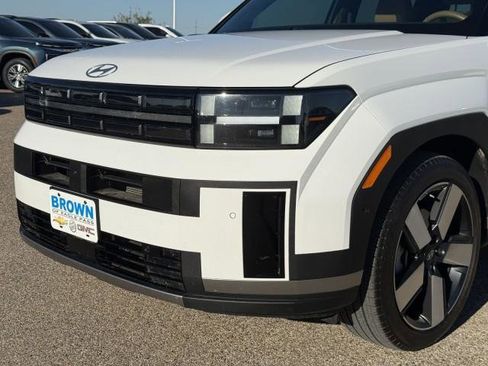 Used 2025 Hyundai Santa Fe Limited image 13