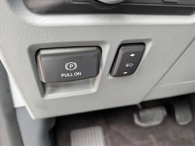 Used 2022 Ford F150 Lariat w/ FX4 Off-Road Package AWD/4WD image 32