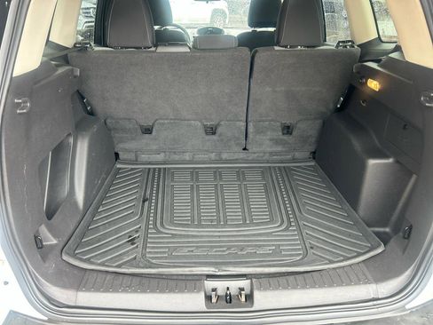 Used 2017 Ford Escape SE image 13