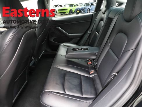 Used 2023 Tesla Model 3 Standard Range image 17