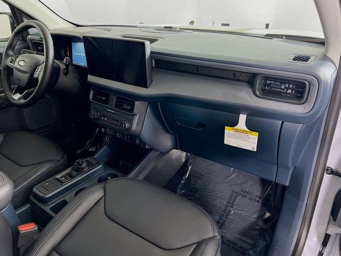 New 2026 Ford Maverick Lariat w/ Black Appearance Package image 30