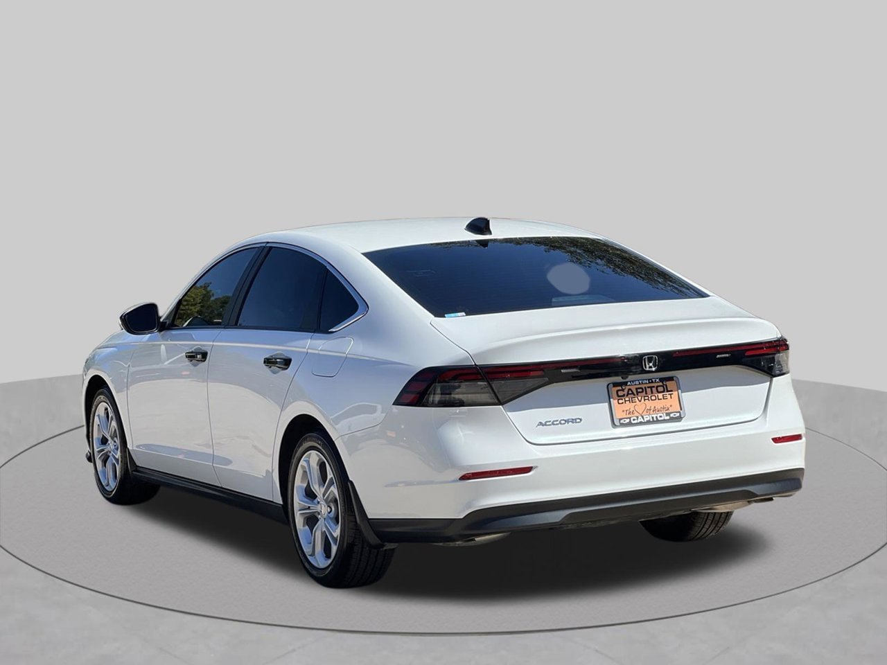 Used 2025 Honda Accord LX image 3