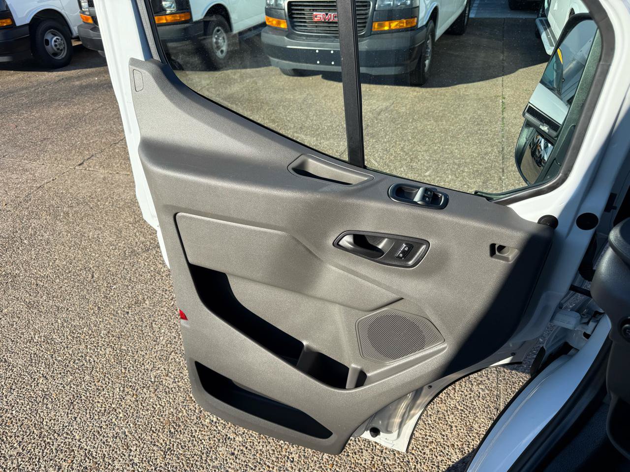 Used 2023 Ford Transit 350 XL RWD image 16