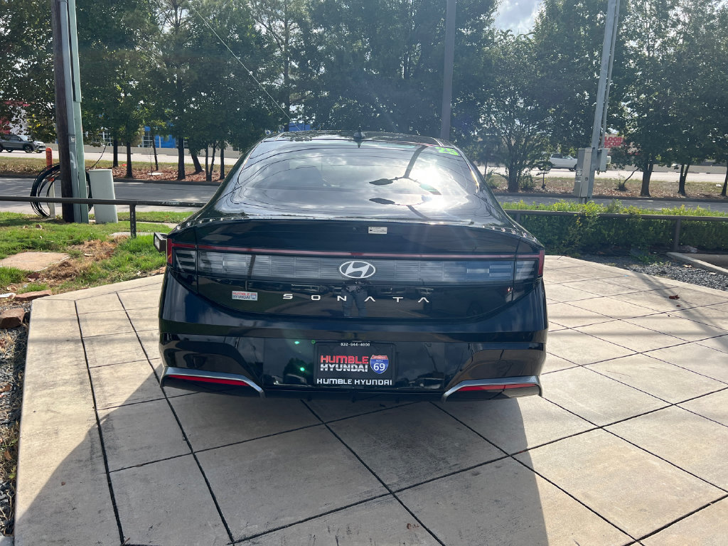 Certified 2025 Hyundai Sonata SEL FWD image 12