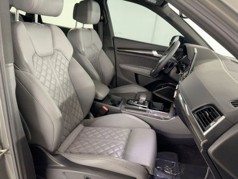Used 2024 Audi SQ5 Premium Plus image 31