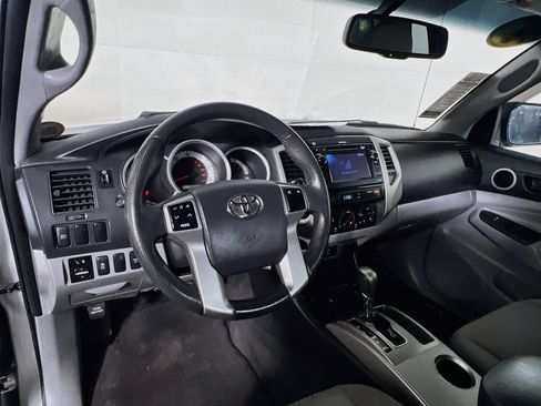 Used 2013 Toyota Tacoma 4x4 Access Cab V6 w/ SR5 Pkg image 28