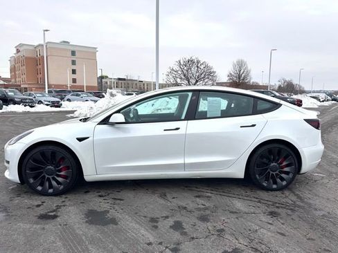 Used 2023 Tesla Model 3 Performance image 6