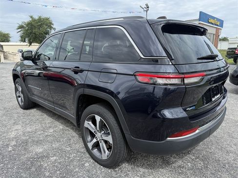 Used 2022 Jeep Grand Cherokee Limited 4xe AWD/4WD image 6
