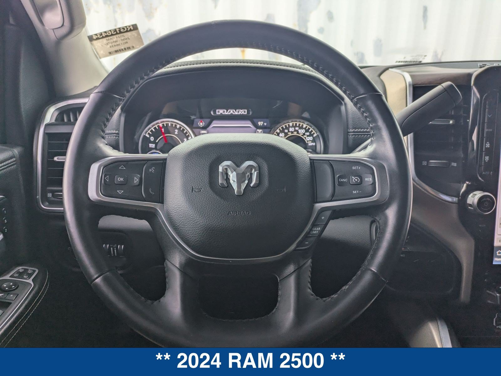 Used 2024 RAM 2500 Laramie AWD/4WD image 28
