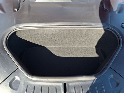 Used 2021 Tesla Model S Plaid image 26