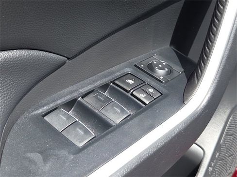 Used 2023 Toyota RAV4 XLE Premium image 18