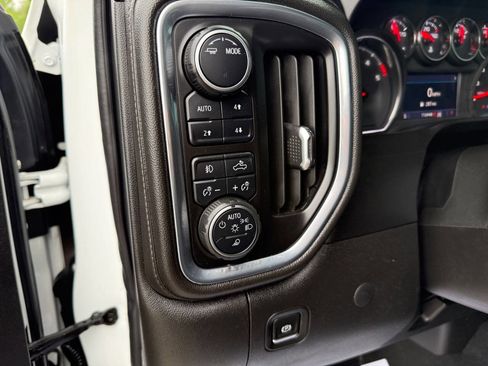 Used 2022 Chevrolet Silverado 2500 LT w/ Convenience Package AWD/4WD image 20