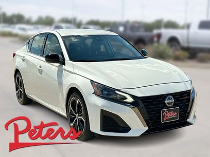 Used 2024 Nissan Altima 2.5 SR