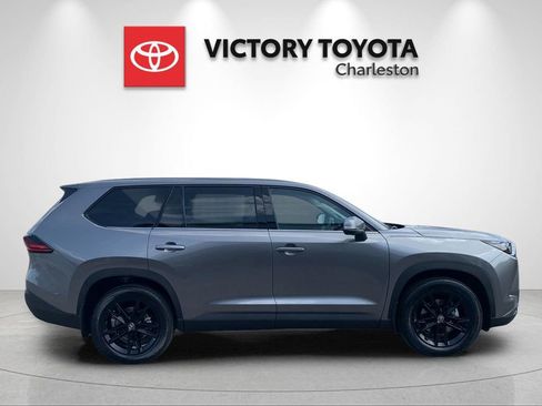 New 2026 Toyota Grand Highlander AWD image 6
