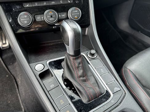 Used 2021 Volkswagen Jetta GLI FWD image 18