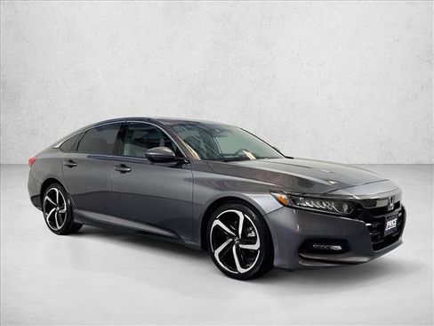Used 2019 Honda Accord Sport image 3