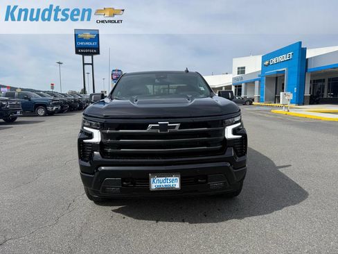 New 2026 Chevrolet Silverado 1500 High Country w/ Midnight Edition AWD/4WD image 2