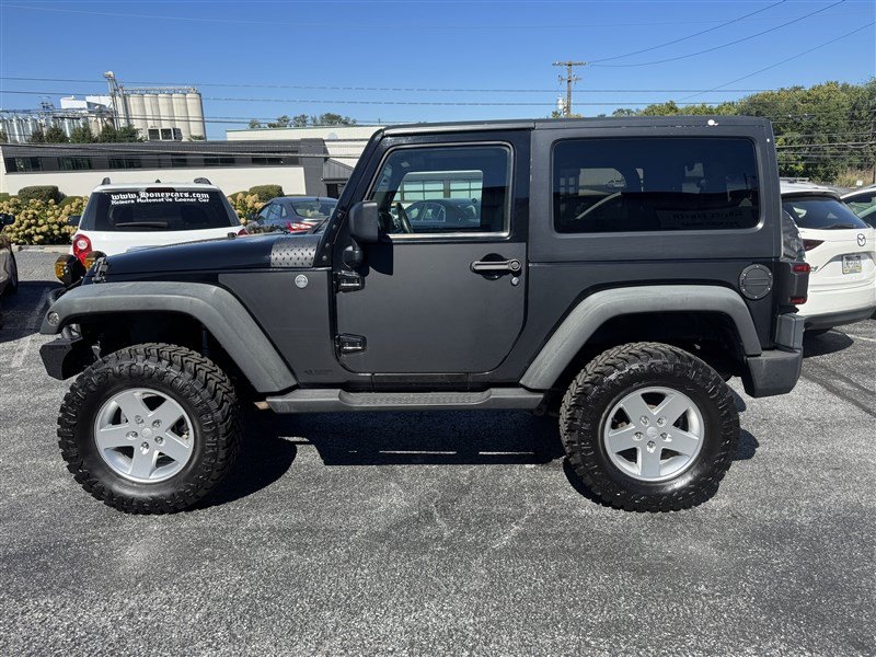 Used 2012 Jeep Wrangler Sport AWD/4WD image 5