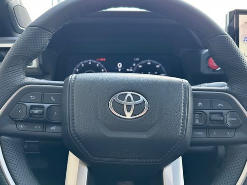 New 2025 Toyota Tacoma TRD Off-Road image 22