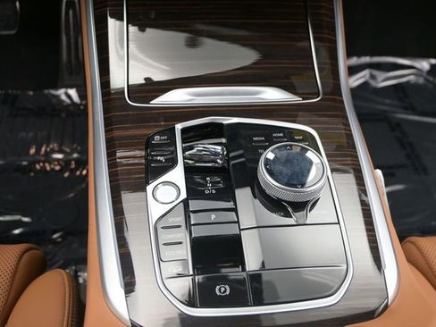 New 2026 BMW X5 M60i w/ Executive Package image 14