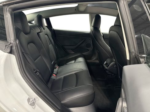 Certified 2023 Tesla Model 3 Standard Range RWD image 11