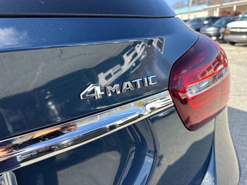 Used 2020 Mercedes-Benz GLA 250 4MATIC w/ Premium Package image 30