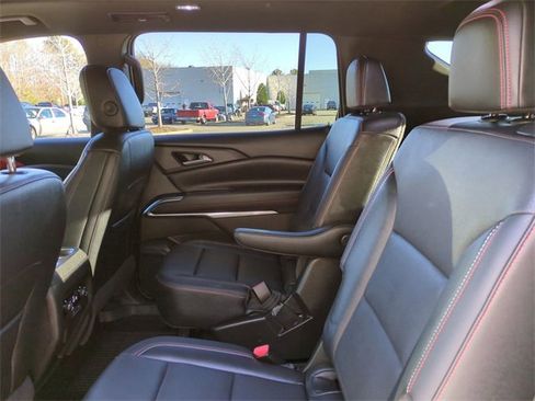 Used 2024 Chevrolet Traverse Z71 image 14