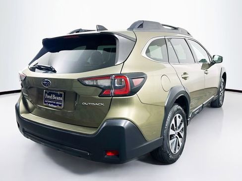 Used 2023 Subaru Outback Premium image 8