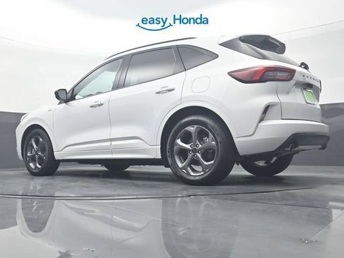 Used 2023 Ford Escape ST-Line FWD image 31