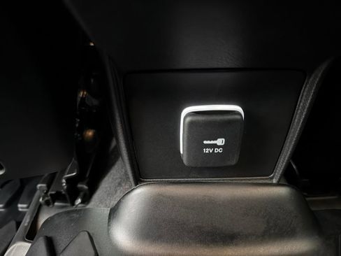 Used 2025 Jeep Compass Latitude image 37