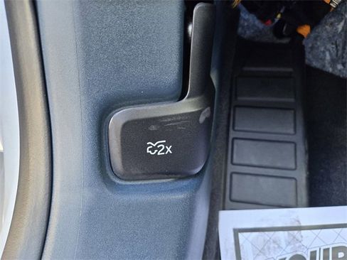 New 2025 Ford Maverick Lariat w/ Black Appearance Package image 13