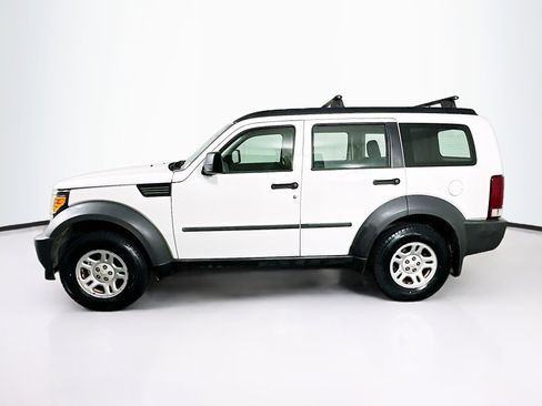 Used 2008 Dodge Nitro SXT RWD image 4
