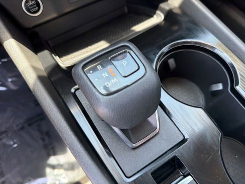 Used 2021 Nissan Rogue SV w/ Premium Package FWD image 27