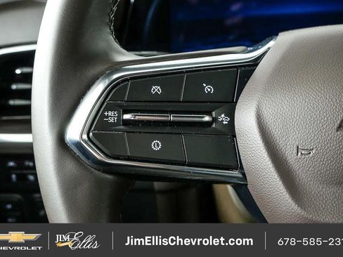 Certified 2025 Chevrolet Tahoe LT AWD/4WD image 11