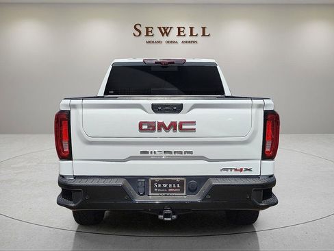 Used 2023 GMC Sierra 1500 AT4X AWD/4WD image 4