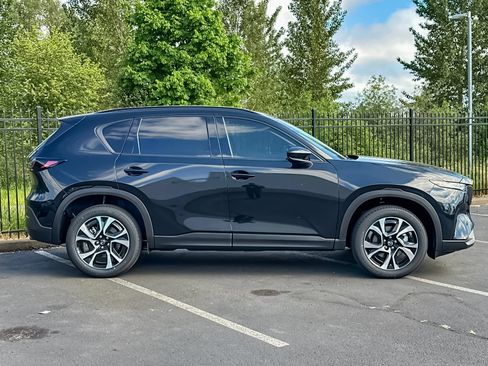New 2026 MAZDA CX-5 Preferred AWD/4WD image 2