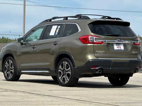 Used 2023 Subaru Ascent Limited image 5