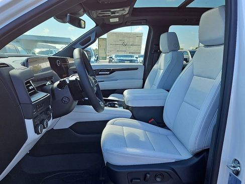 New 2025 Chevrolet Tahoe Premier w/ Sun And Tow Package image 11